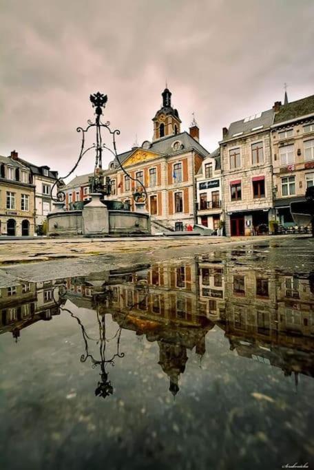 Au Pied Du Mur Hoei Buitenkant foto